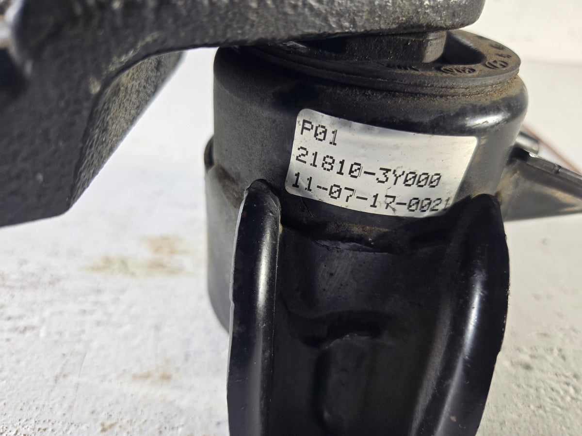 2011 2016 Hyundai Elantra 1.8L Engine Motor Mount Mounting Bracket OE 218103Y000