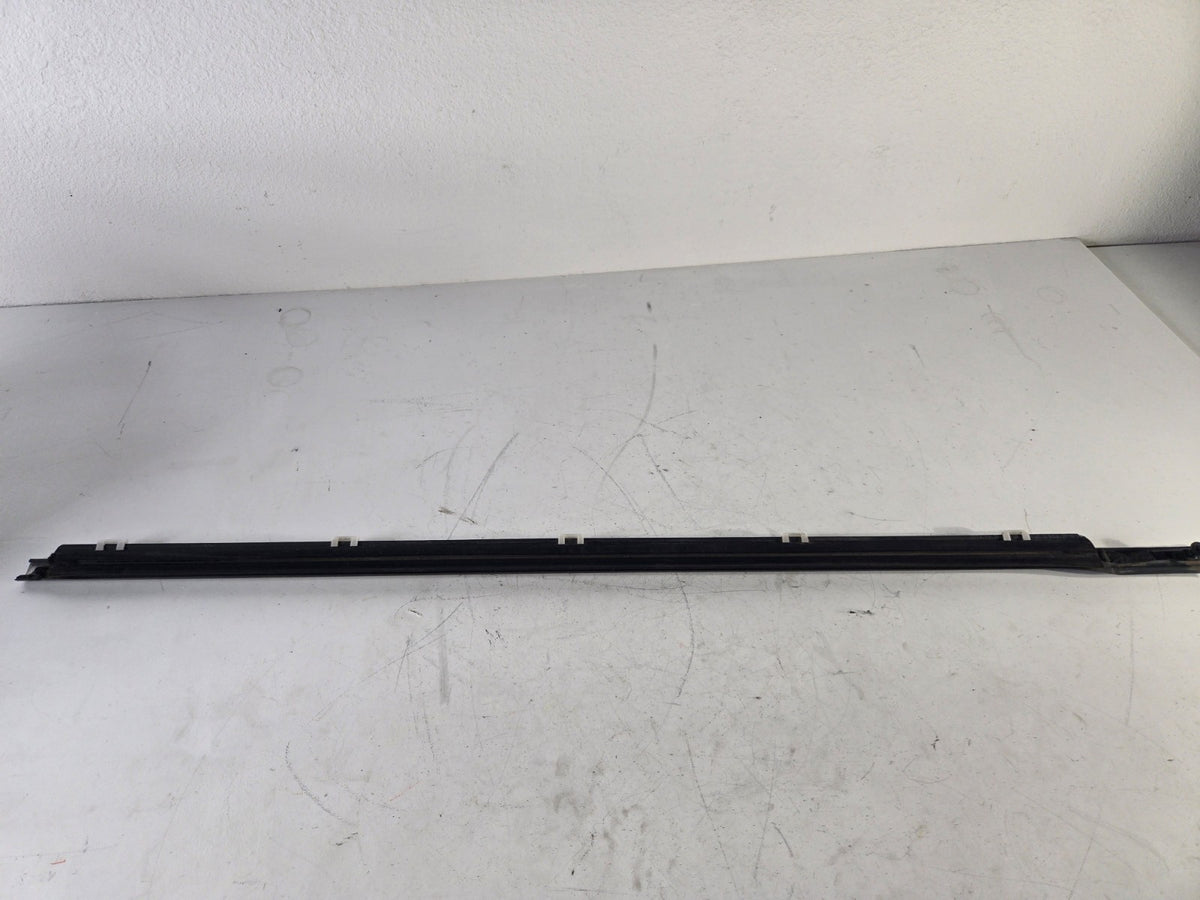 2015 2021 Kia Sedona Left Driver Front Door Weather Strip Outer Trim Molding