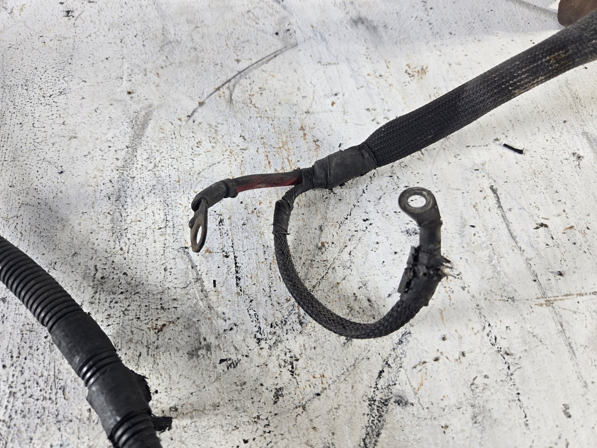 2003 2004 Lincoln Town Car Crown Victoria Grand Marquis Positive Battery Cable