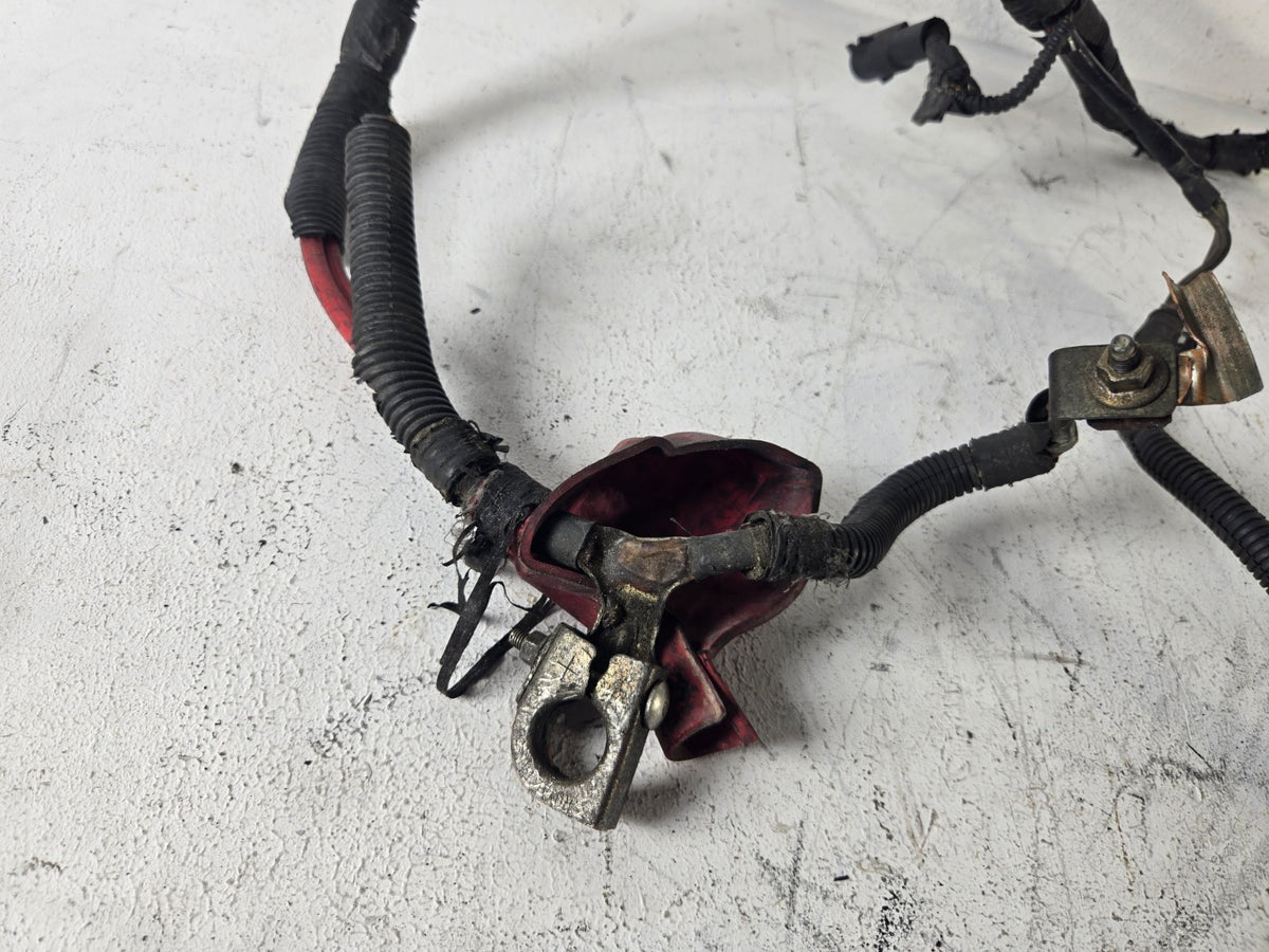 2003 2004 Lincoln Town Car Crown Victoria Grand Marquis Positive Battery Cable
