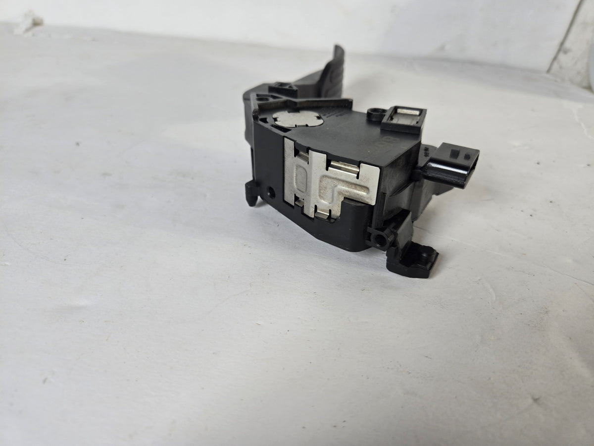 2014-2016 Nissan Sentra Gas Accelerator Pedal W Sensor 18002-3RA0B OEM 15250