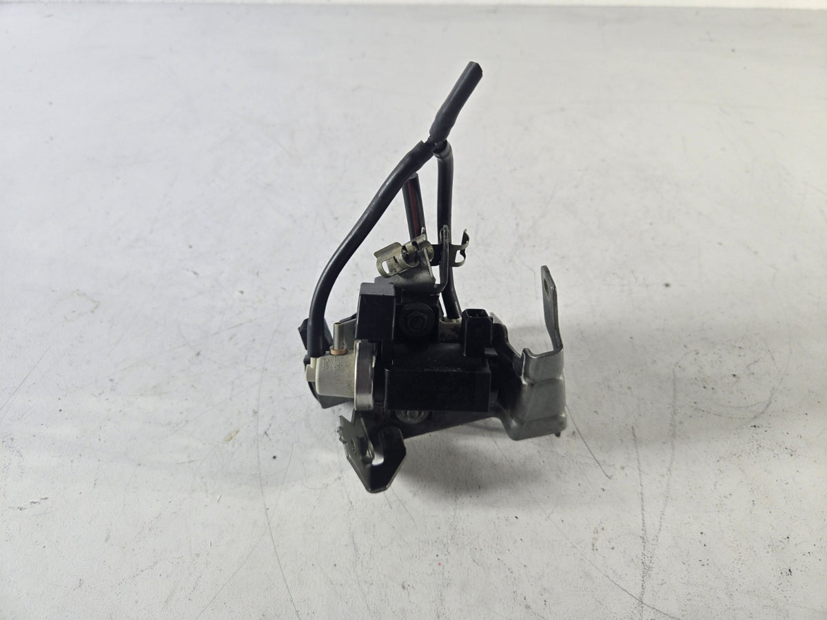 2013 2017 BMW 550i Turbocharge Pressure Booster Converter Solenoid Valve OEM
