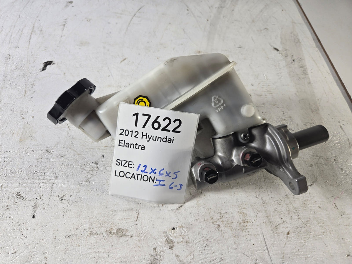 2011 2015 Hyundai Elantra Master Cylinder Reservoir Bottle Cap OEM 585103Y400