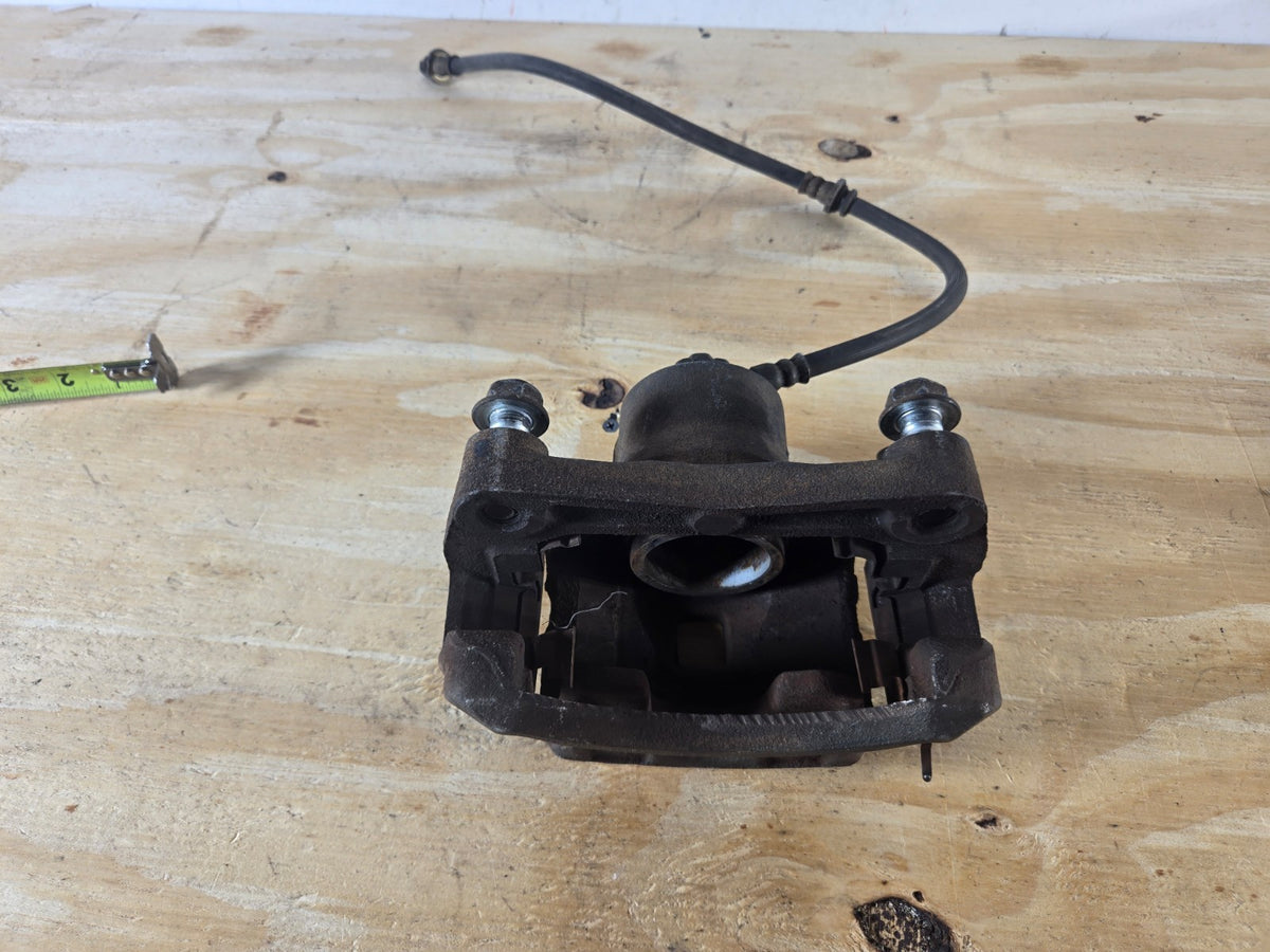 2013-2019 Nissan Sentra Right Front Wheel Brake Caliper 410013SG0C OEM 15336