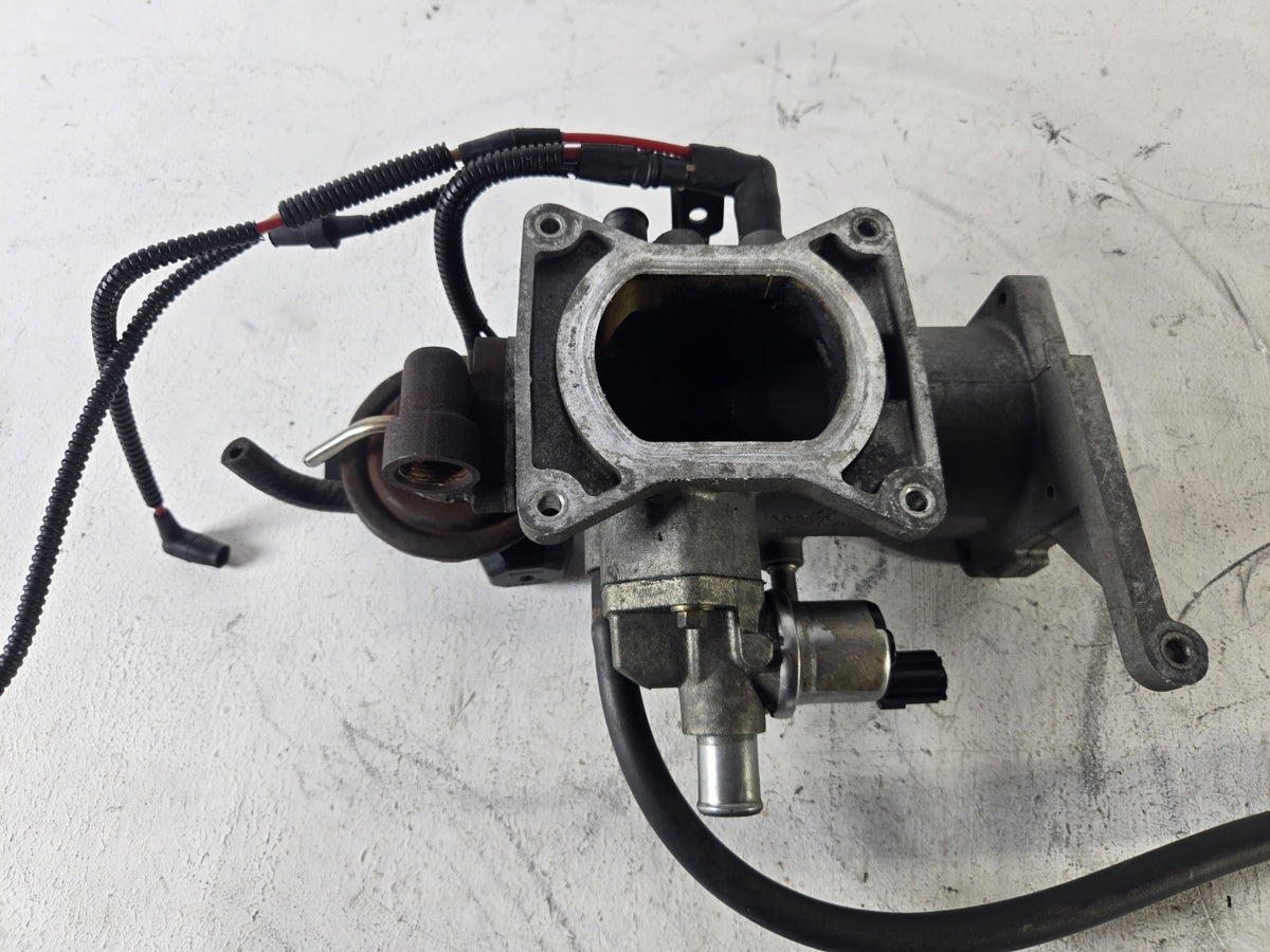 2004 2011 Lincoln Town Car 4.6L Fuel Gas Throttle Body Spacer OEM 3W7E9A589AA