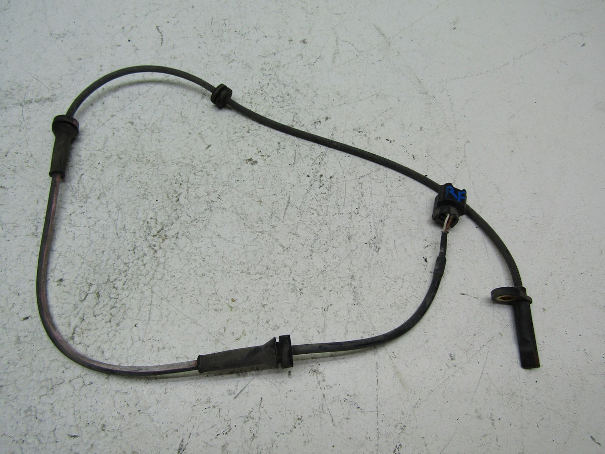 2015 Infiniti Qx60 driver or passenger front wheel ABS brake wheel speed sensor
