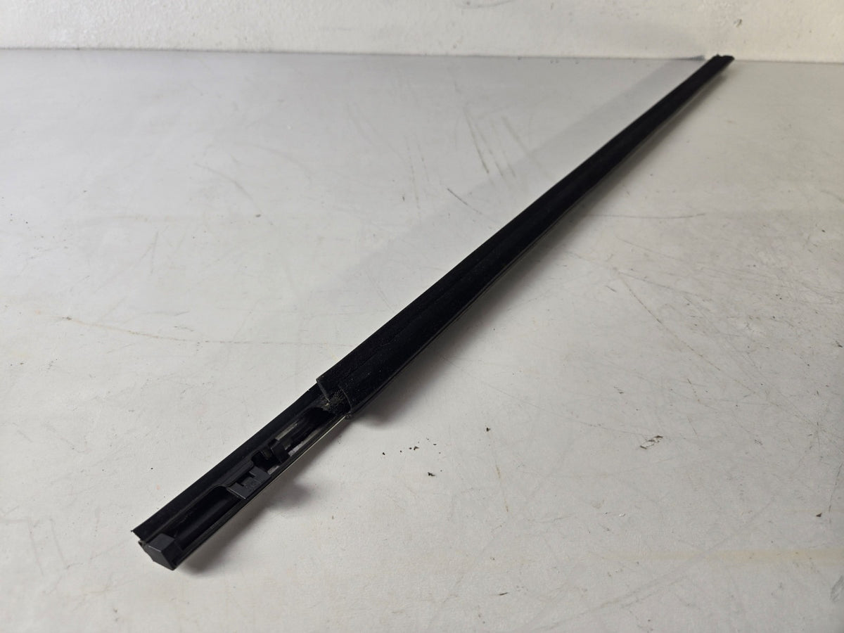 2014 2024 Infiniti Q50 Left Driver Front Door Outer Belt Weather Strip Chrome OE