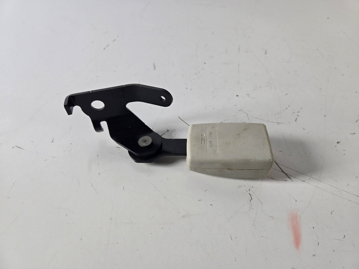 2014 2017 Infiniti Q50 Left Driver Side Rear Seat Belt Buckle OEM 888434HB0B