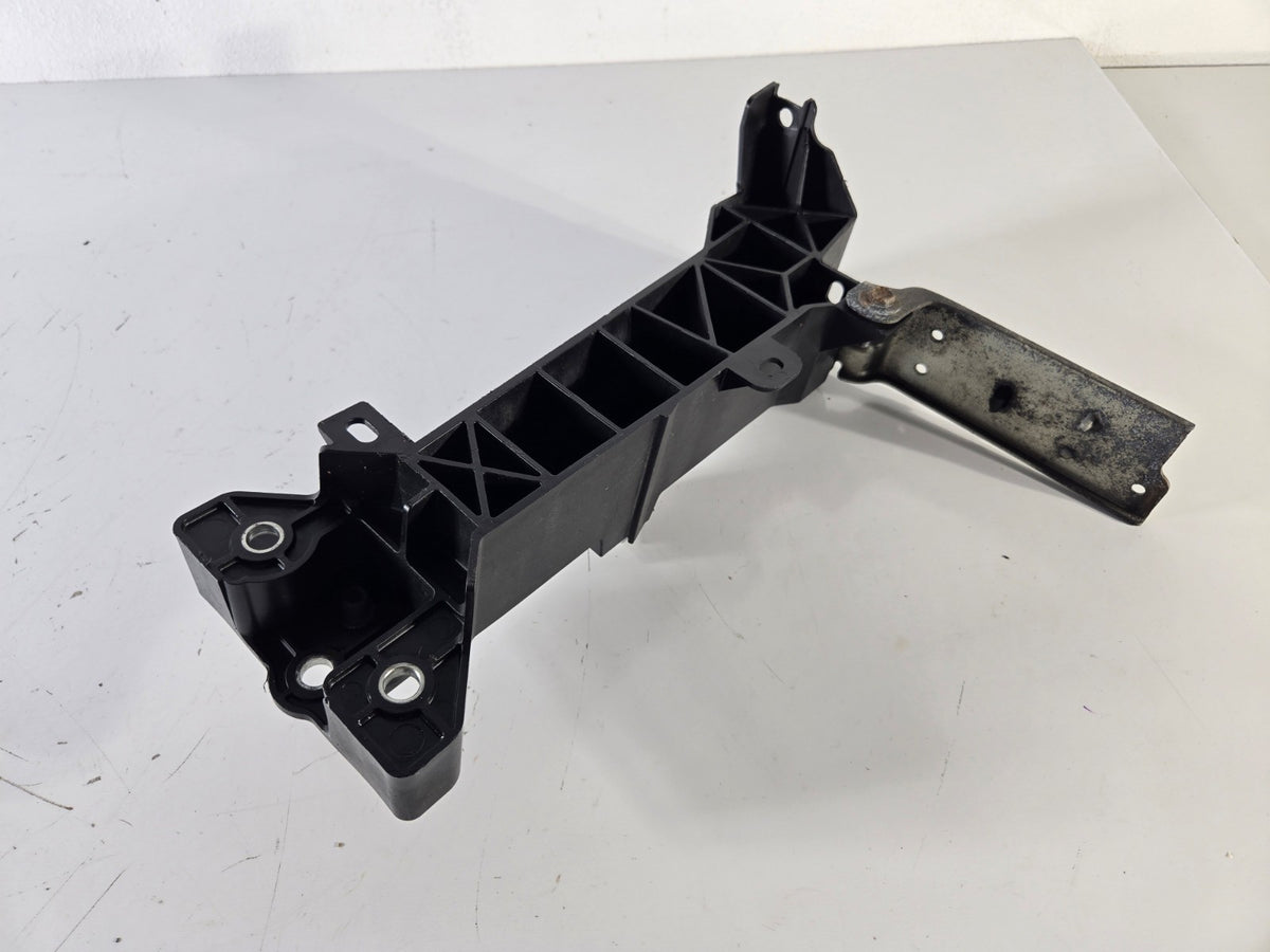 2014 2024 Infiniti Q50 Right Passenger Front Radiator Core Support Bracket OEM