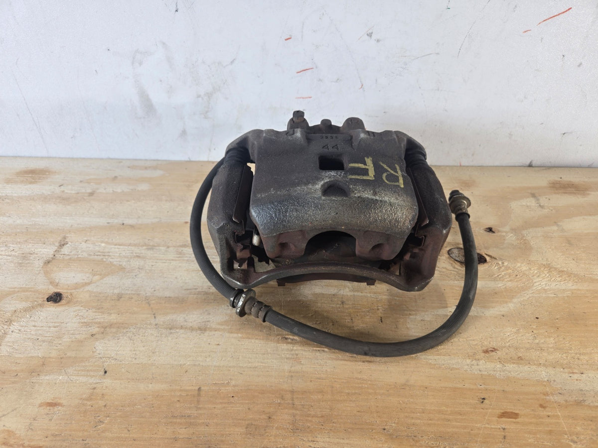 2013-2019 Nissan Sentra Right Front Wheel Brake Caliper 410013SG0C OEM 15336