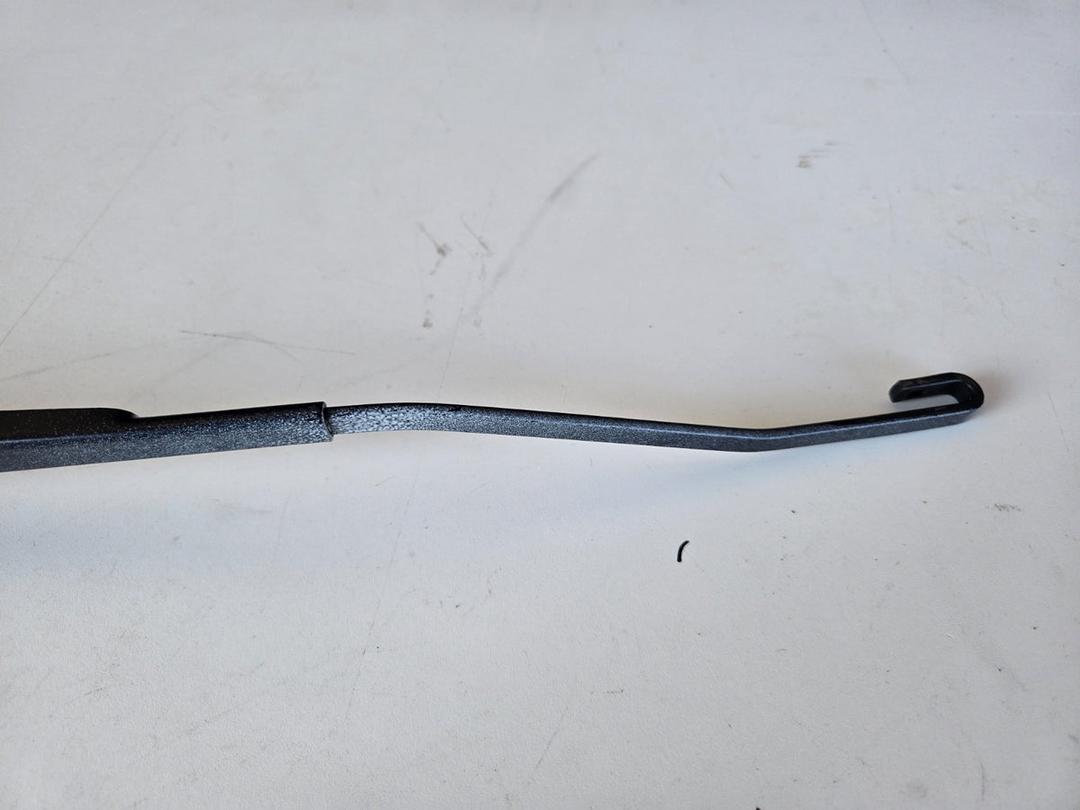 2014 2020 Nissan Rogue right passenger front windshield wiper arm 28886-6FL0A OE