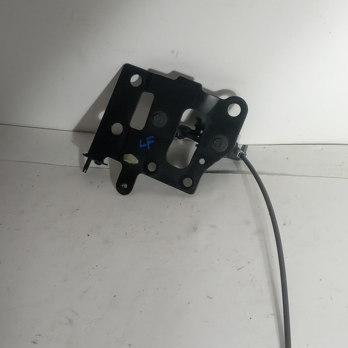 2011-2012 Infiniti G25 Left Front Hood Bonnet Lock Latch Release Cable OEM 10545